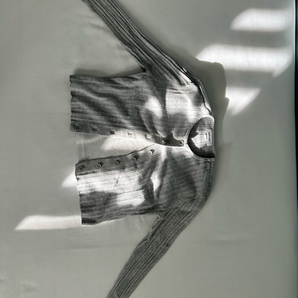 Garage Gray Ribbed Top - Picture 2 of 3